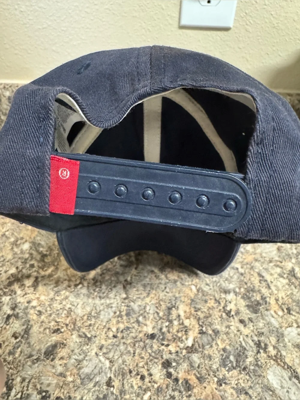 Kids Levi's Dark Blue Cap with Red Logo Patch (58cm/23in)